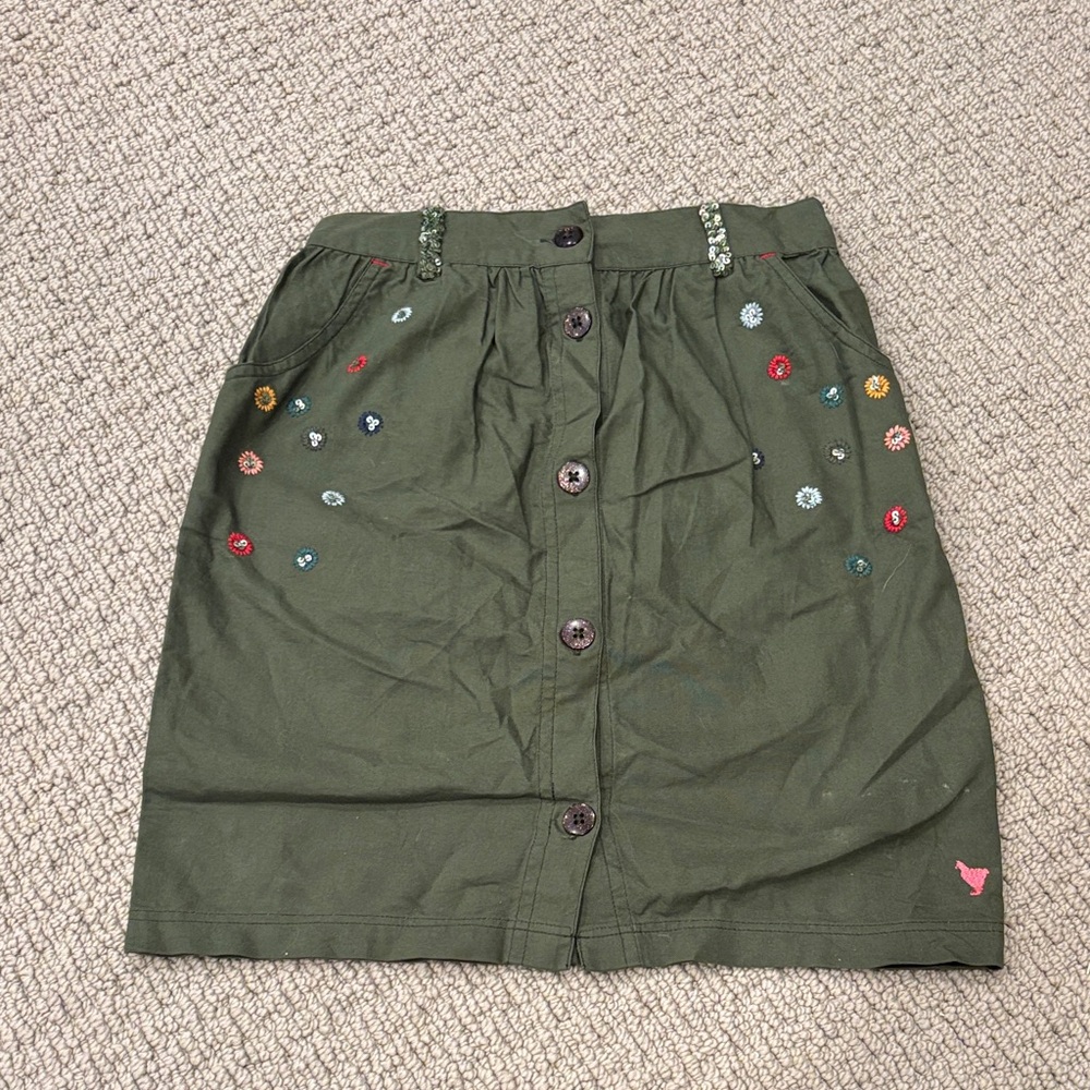 Pink Chicken Olive Skirt with Colorful Embroidery